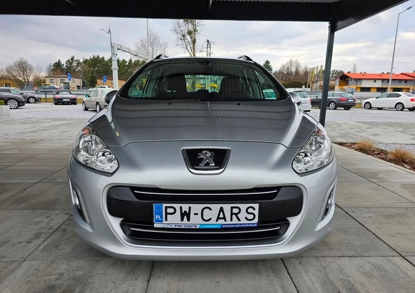 Peugeot 308 cena 21900 przebieg: 219000, rok produkcji 2013 z Lesko małe 211